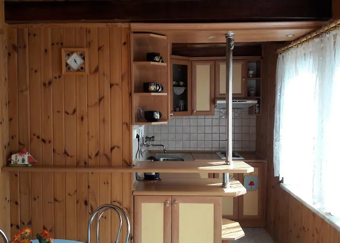 Dom wakacyjny Letniskowy U Basi *